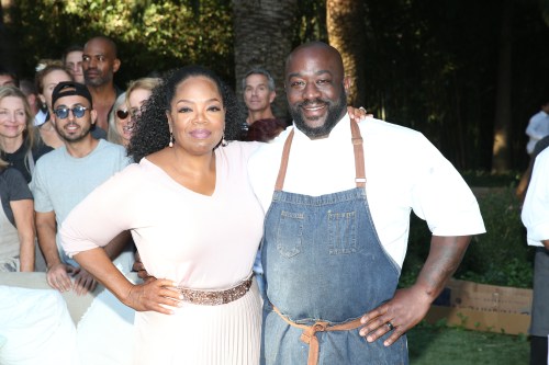 12-16-2017 Temple Display- The Arboretum of South Barrington